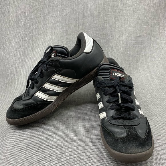 adidas Other - Men's Adidas EVM 004001 Black and White Size 5